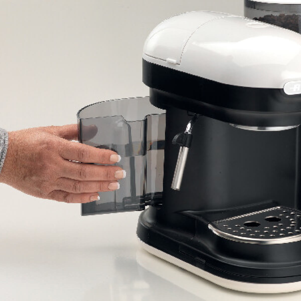 Ciśnieniowy ekspres kolb Ariete Espresso Moderna 1318/01